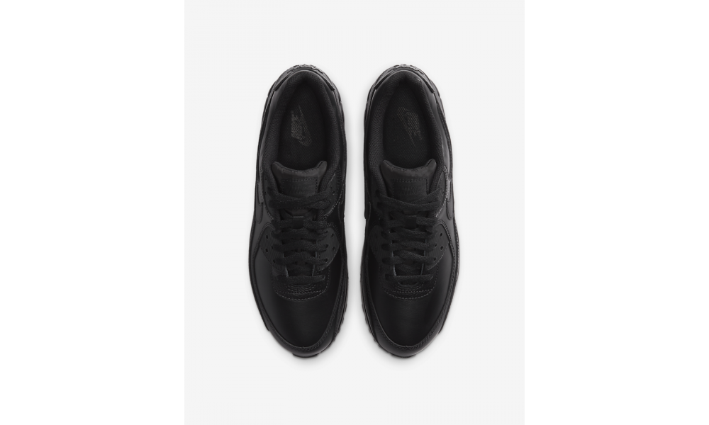 Black air 2024 max leather